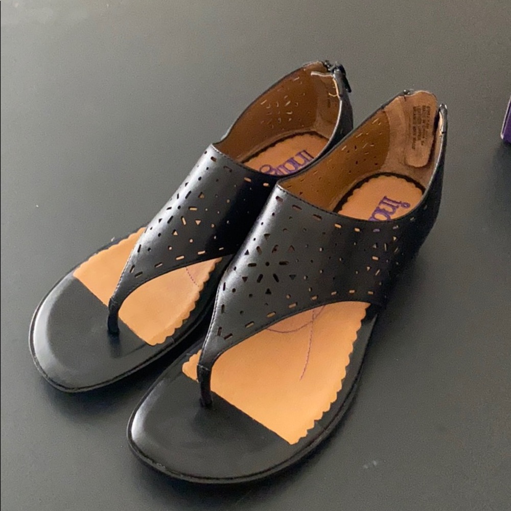 NEW Indigo by Clark black Lea Canal Street Sandal